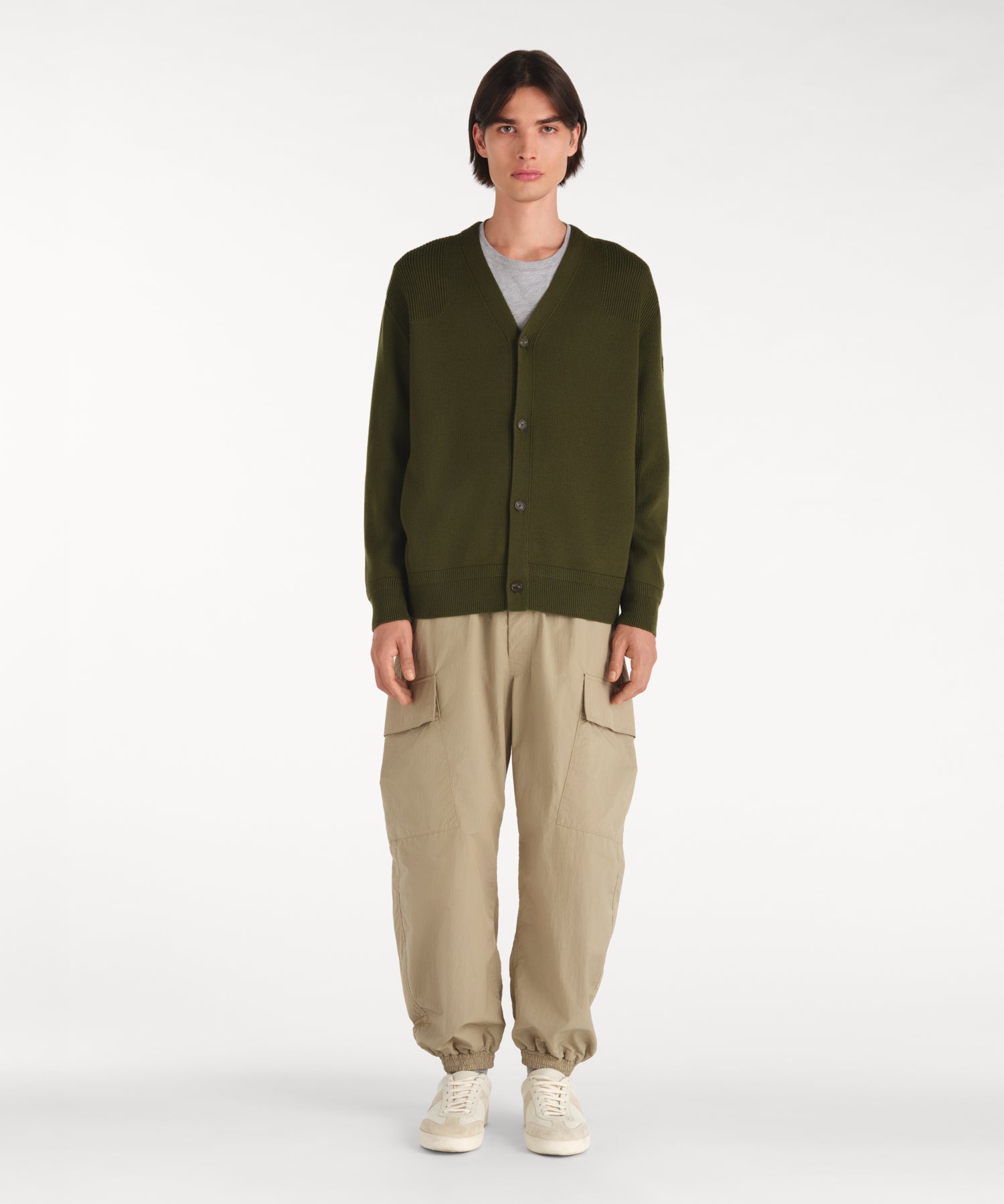AISNE V-Neck Cardigan
