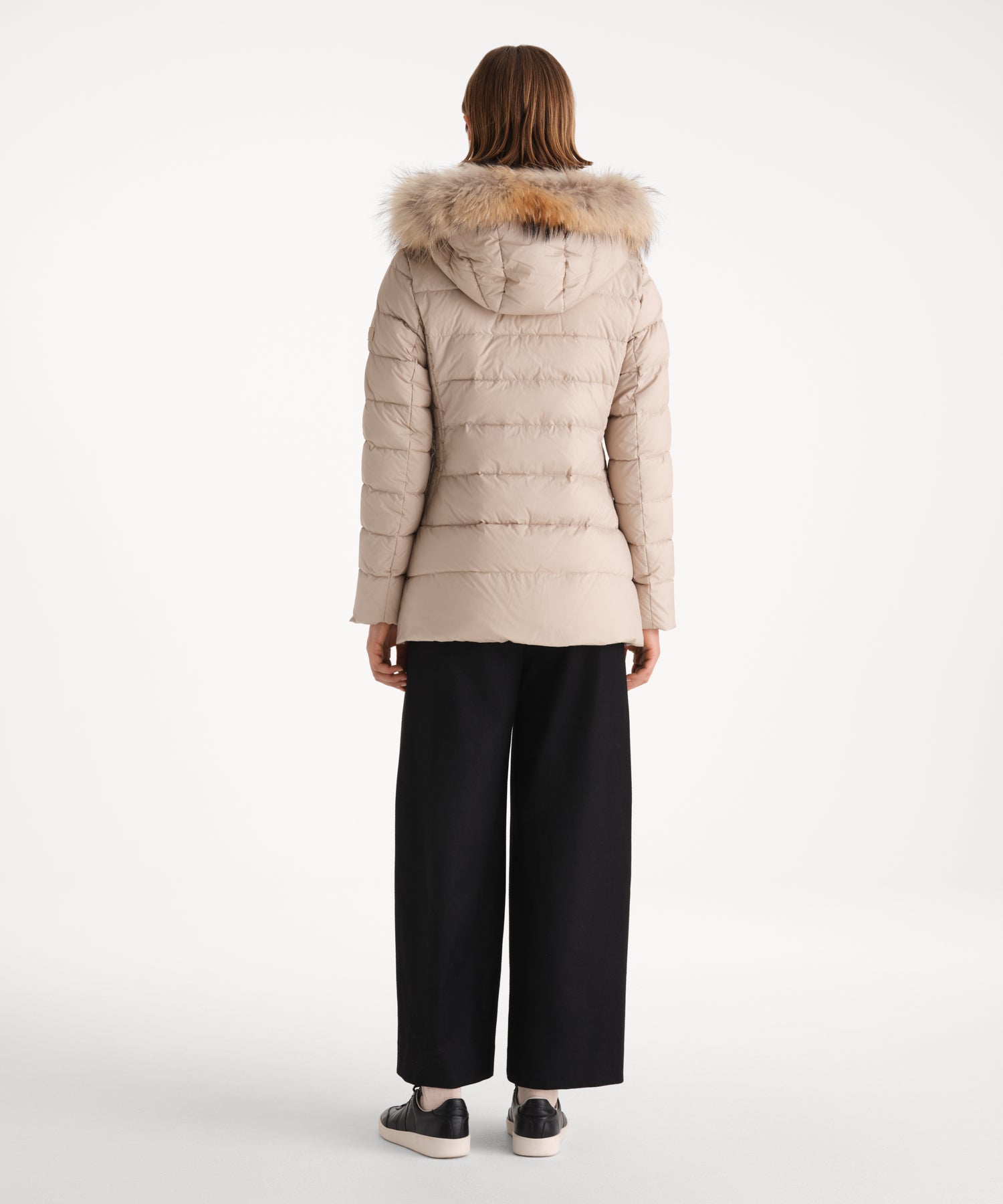 OLSAVA Mid-Length Down Jacket