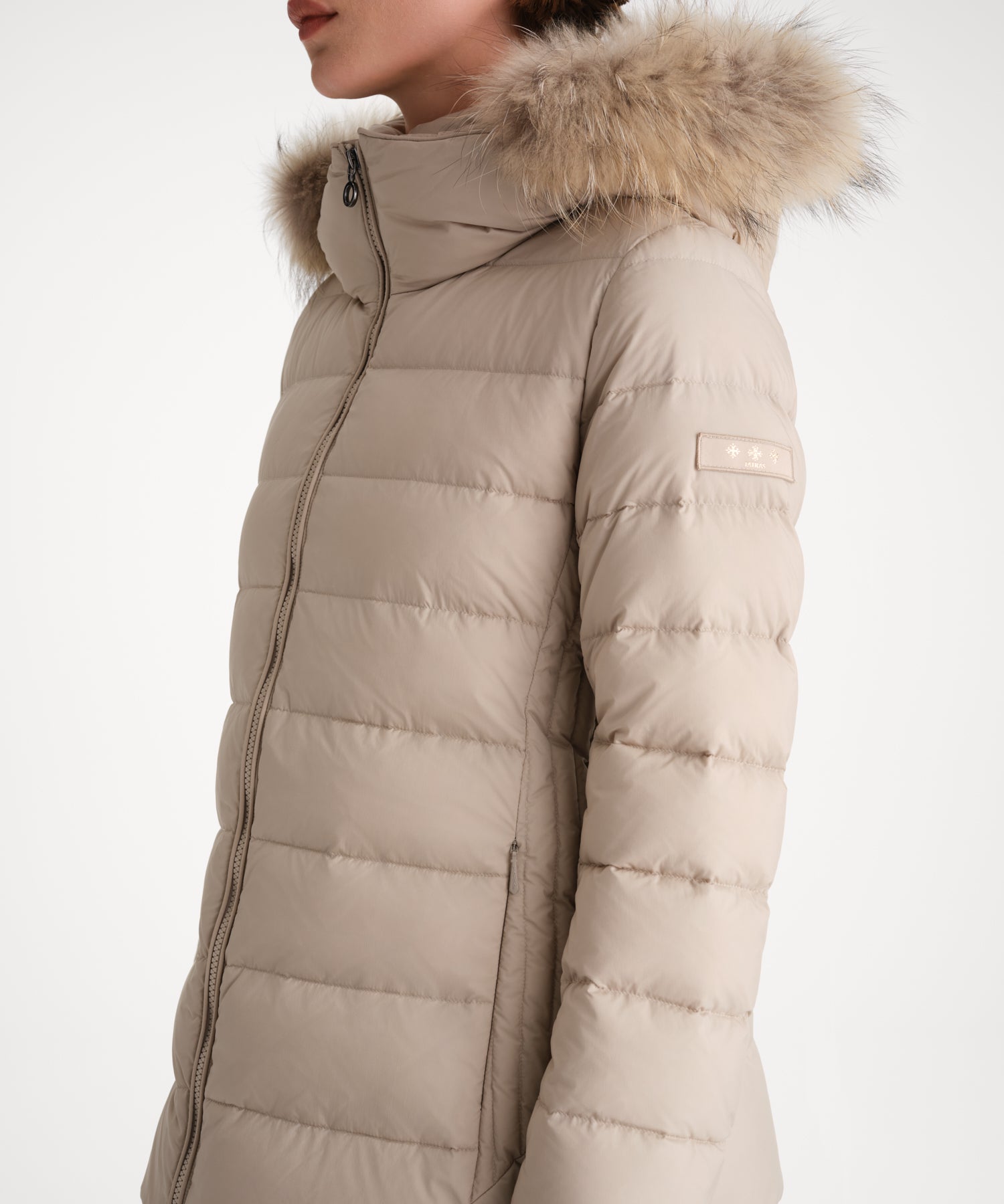 OLSAVA Mid-Length Down Jacket