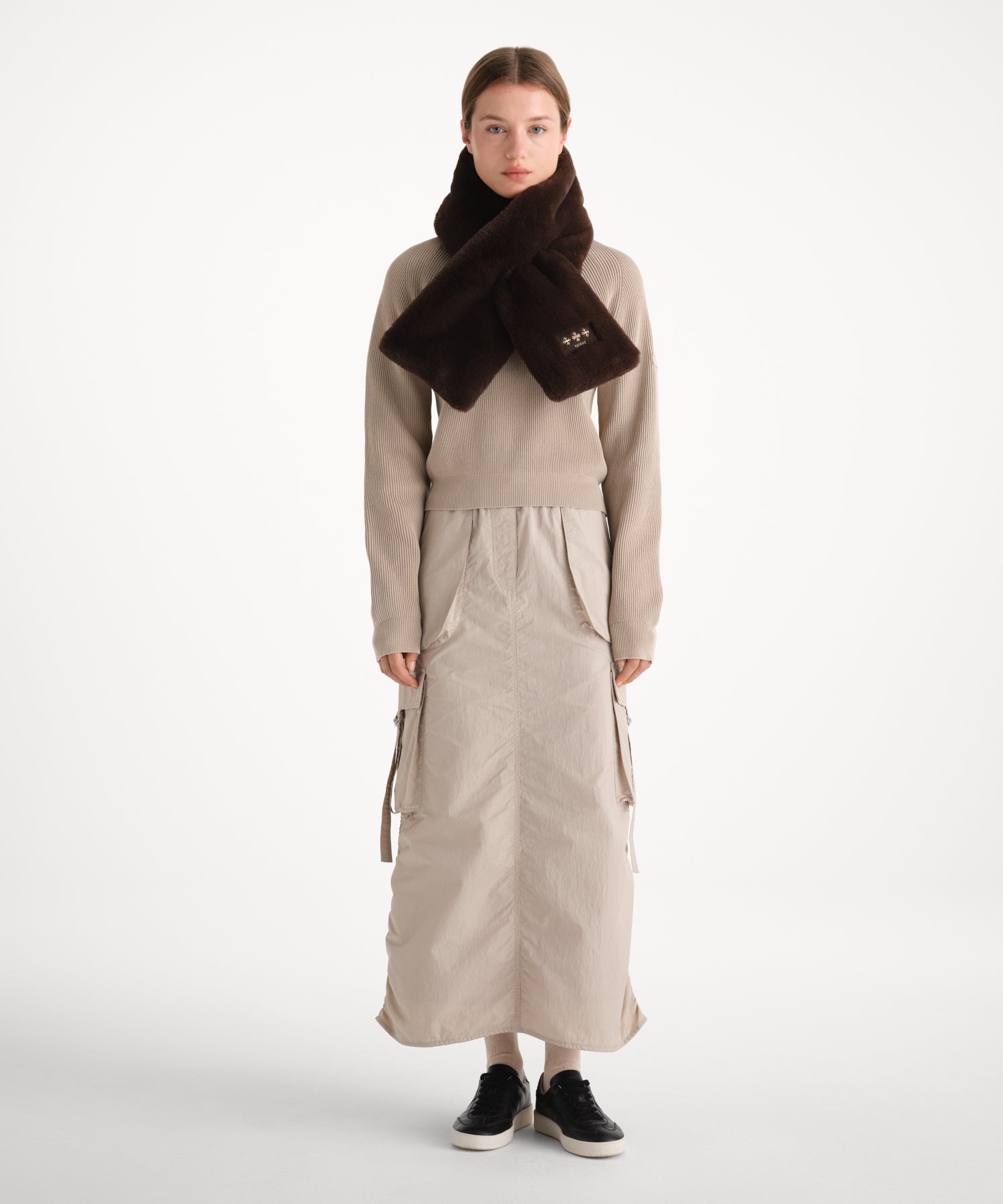 MENISA Scarf
