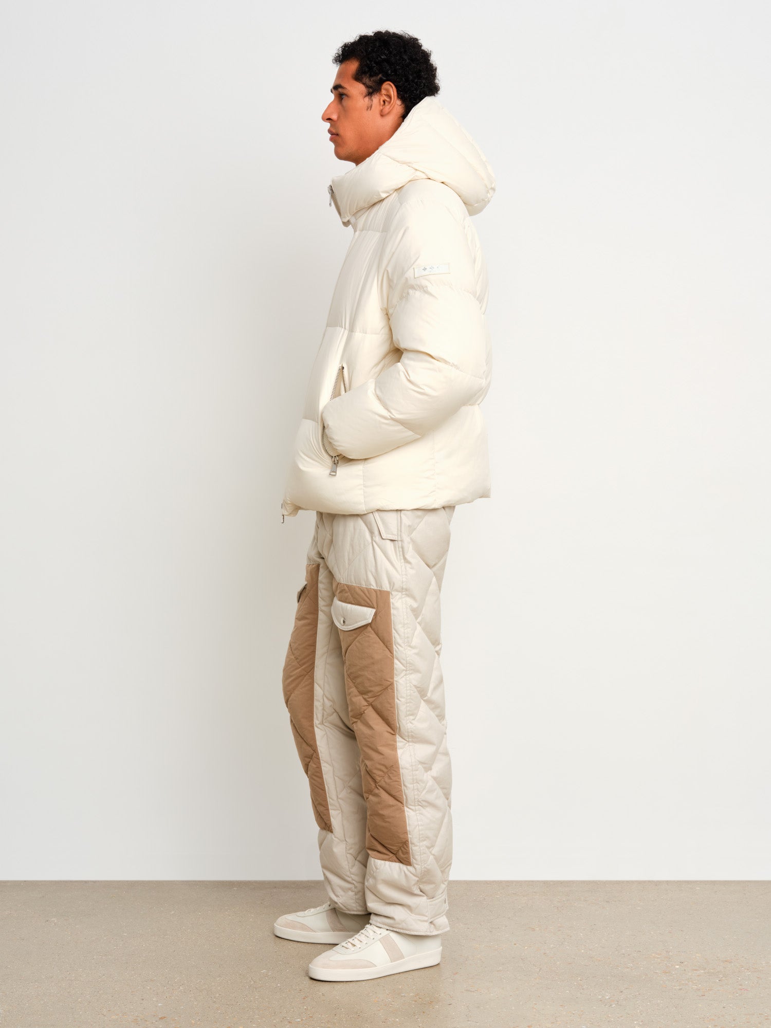 GRAMI Down Jacket