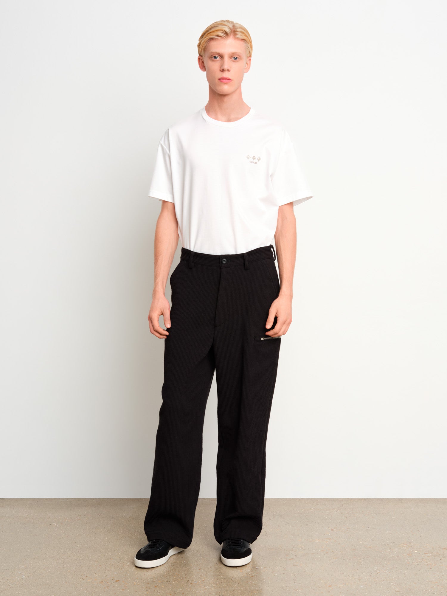 Mayu41【TATRAS】 PANTELLERIA Pants - (19 Items) | TATRAS Official Online Store