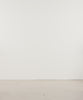 The model is 189 cm tall and is wearing a size 3 in IVORY.